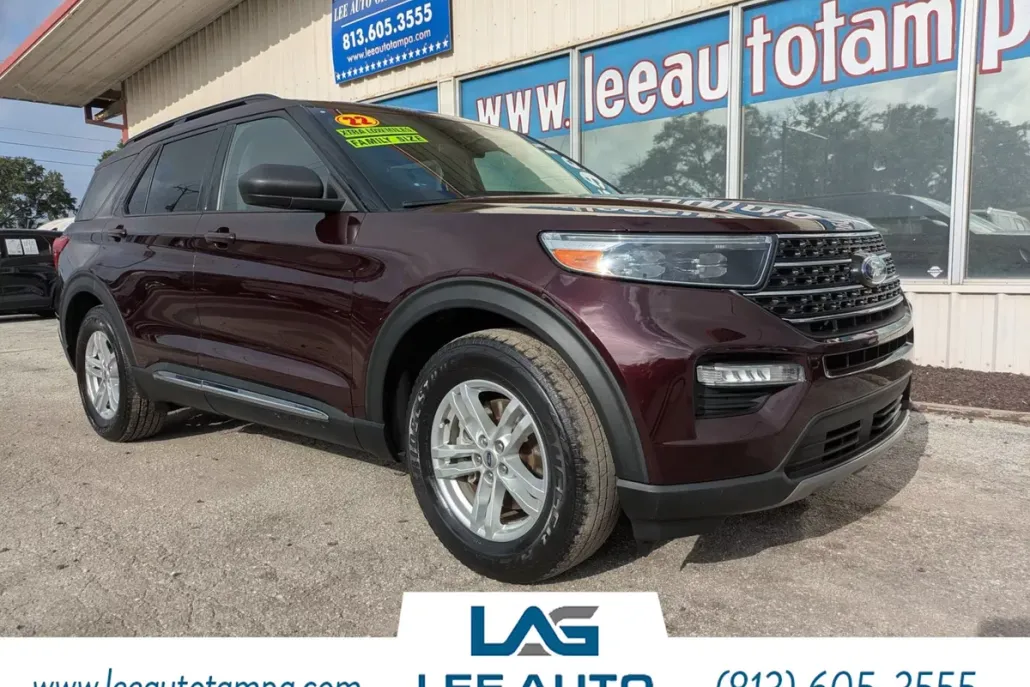 2022 Ford Explorer XLT photo 1