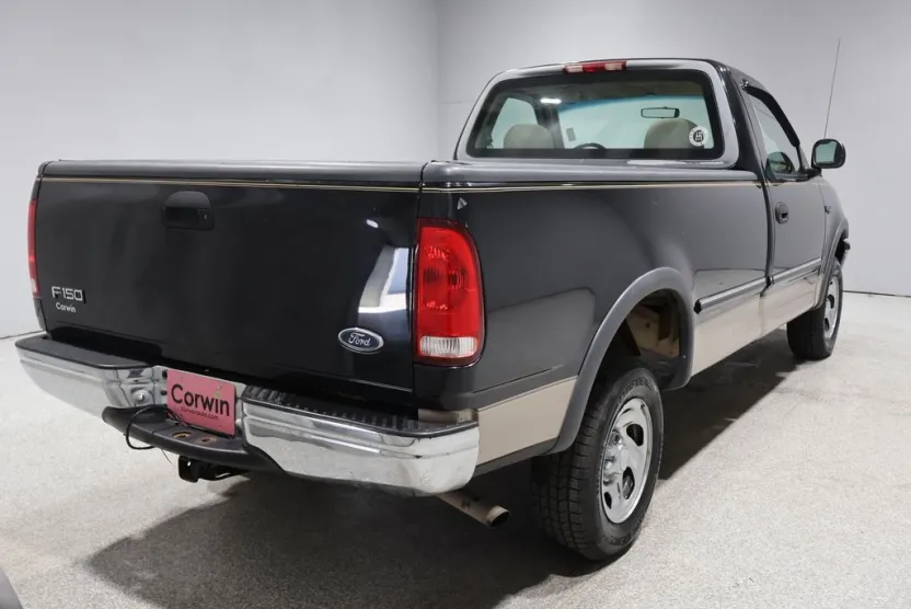 1998 Ford F-150 XL photo 1