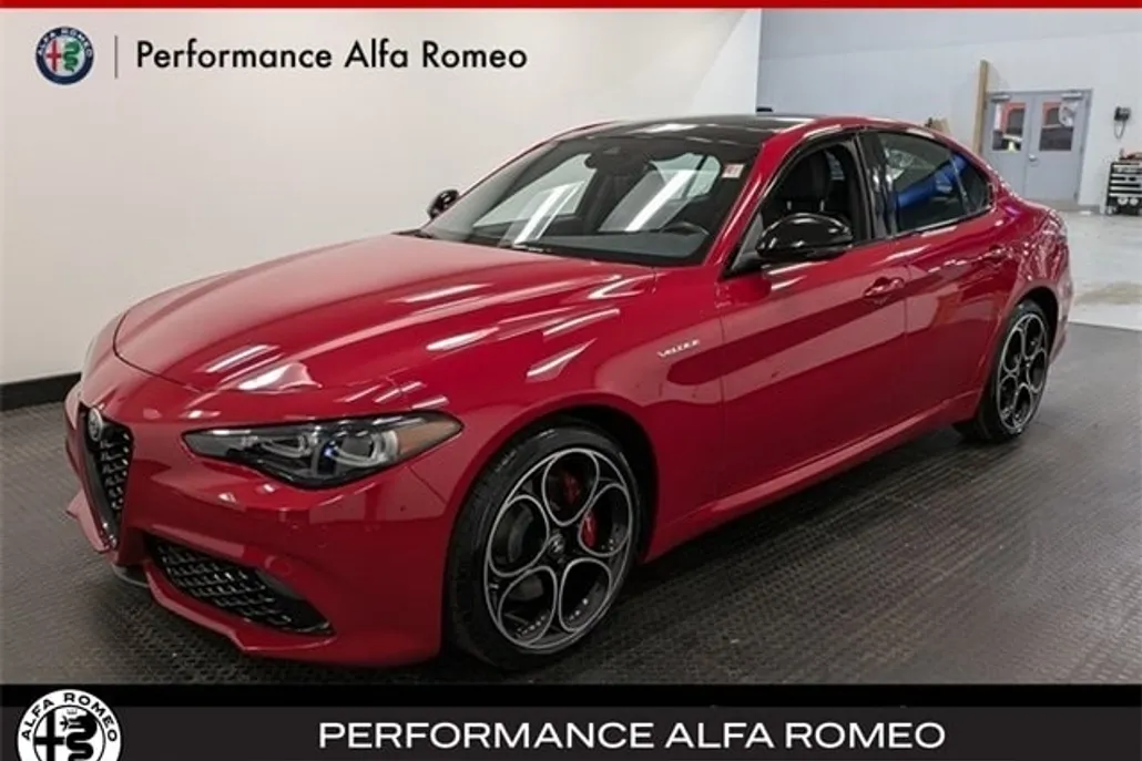 2024 Alfa Romeo Giulia Ti - VELOCE photo 1