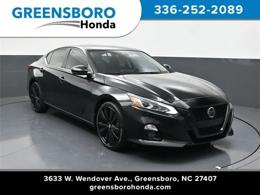 2022 Nissan Altima 2.5 SR photo 1