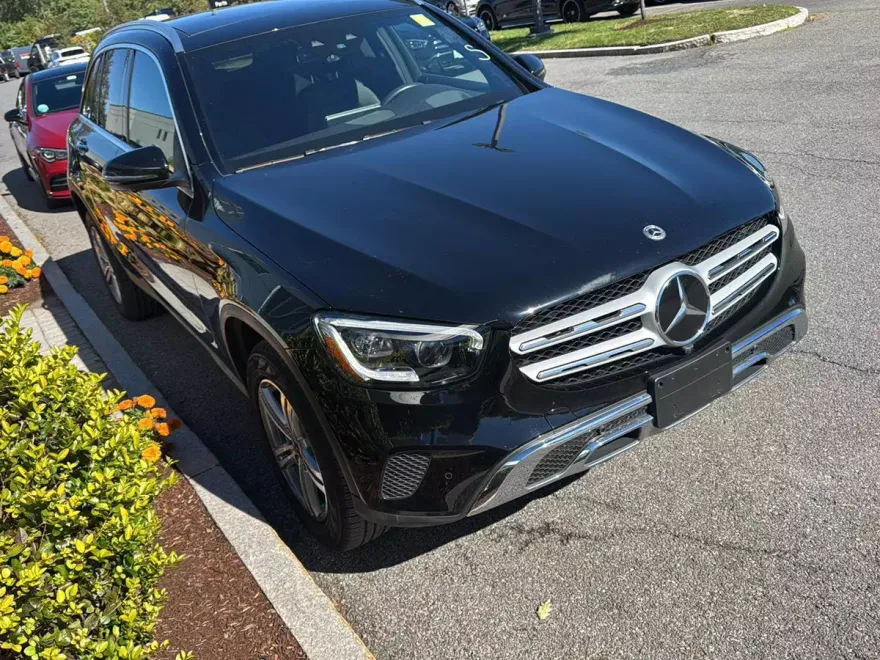 2022 Mercedes Benz GLC 300 4MATIC photo 1