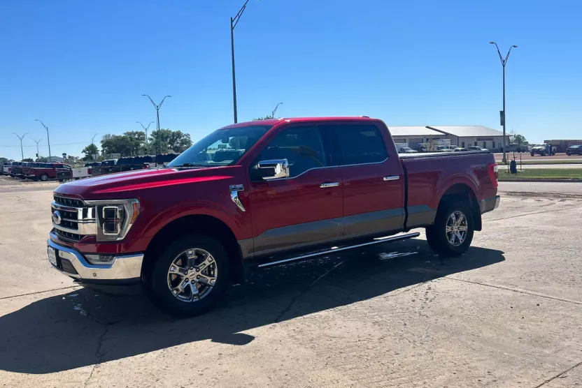 2022 Ford F-150 Lariat photo 1