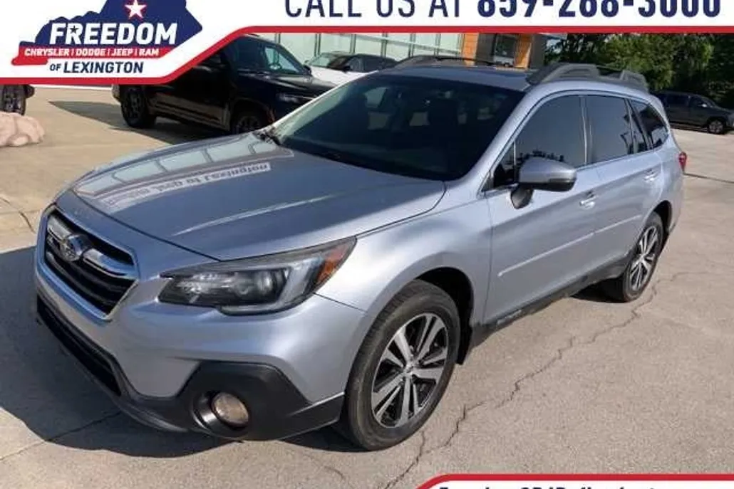 2018 Subaru Outback Limited photo 1