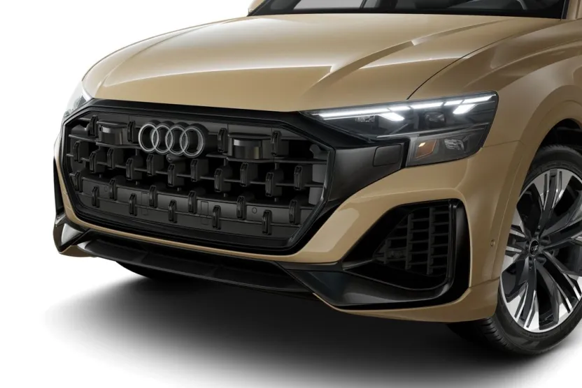 2025 Audi Q8 55 Premium Plus photo 1