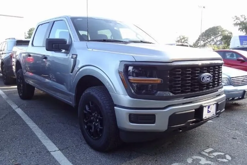 2025 Ford F-150 STX photo 1