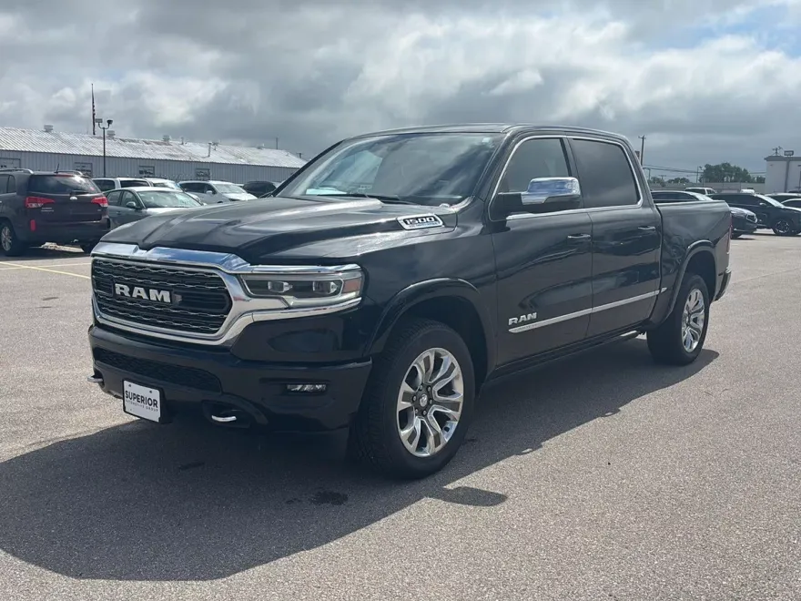 2023 Ram 1500 Limited photo 1