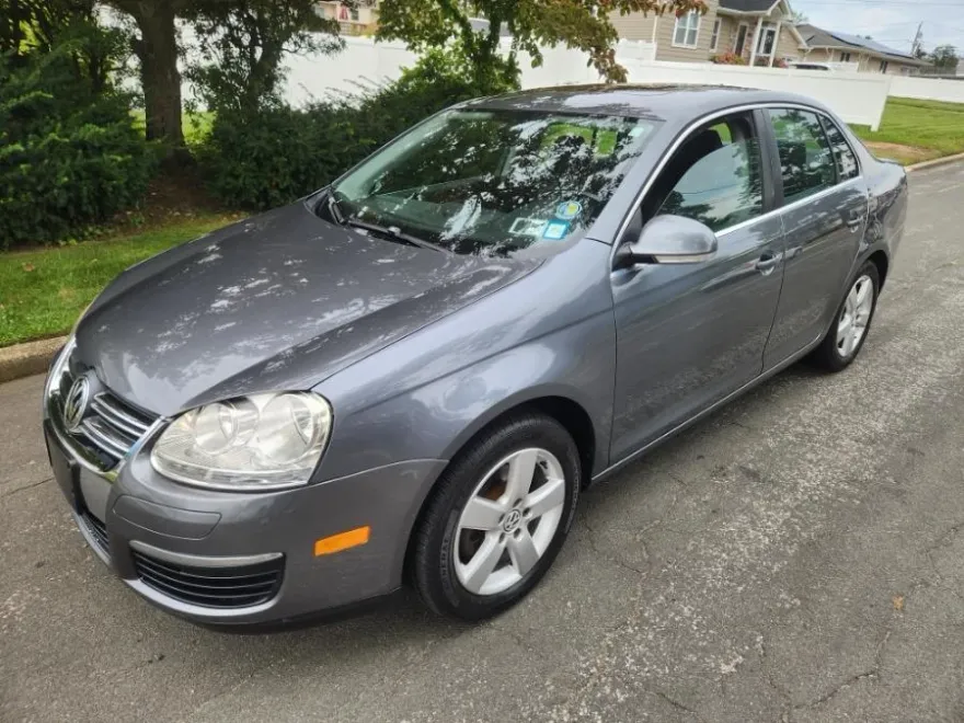 2009 Volkswagen Jetta 2.5 SEL TDI 2.0T Wolfsburg Edition photo 1
