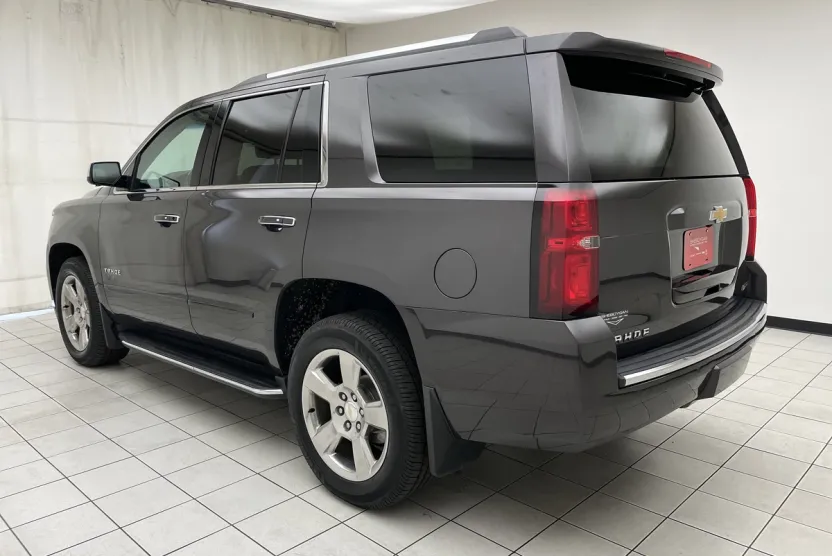 2018 Chevrolet Tahoe Premier photo 1