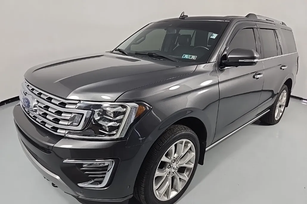 2019 Ford Expedition Limited photo 1