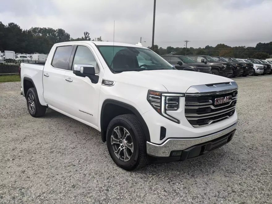 2025 Gmc Sierra 1500 SLT photo 1
