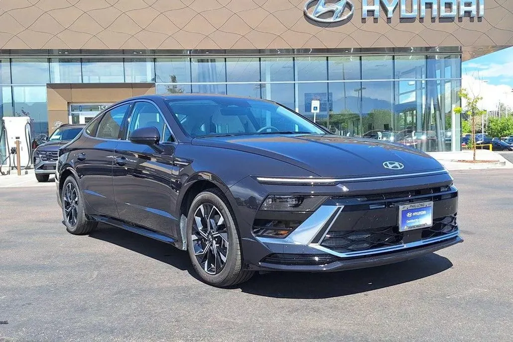 2024 Hyundai Sonata SEL photo 1