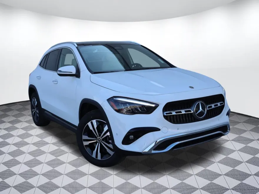2025 Mercedes Benz GLA 250 photo 1