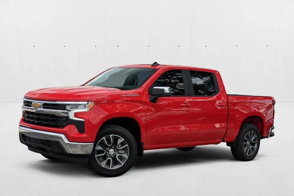 2025 Chevrolet Silverado 1500 LT photo 1