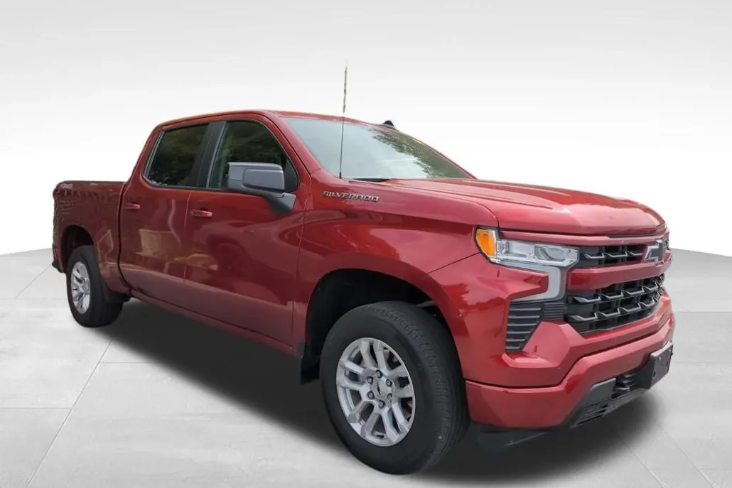 2022 Chevrolet Silverado 1500 RST photo 1