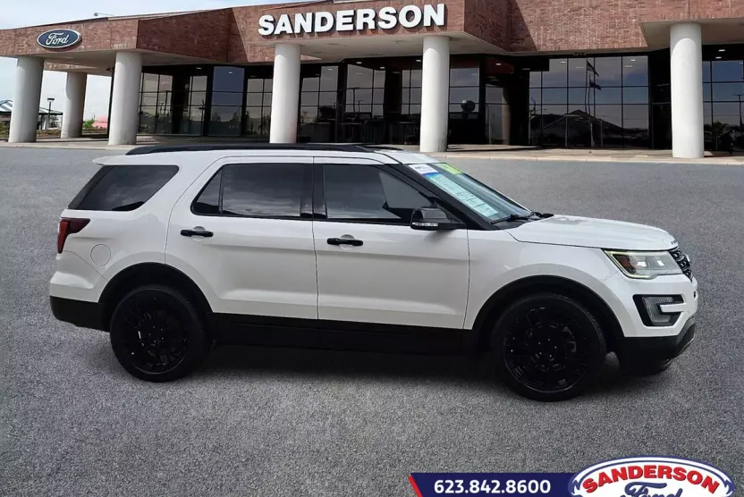 2016 Ford Explorer Sport photo 1