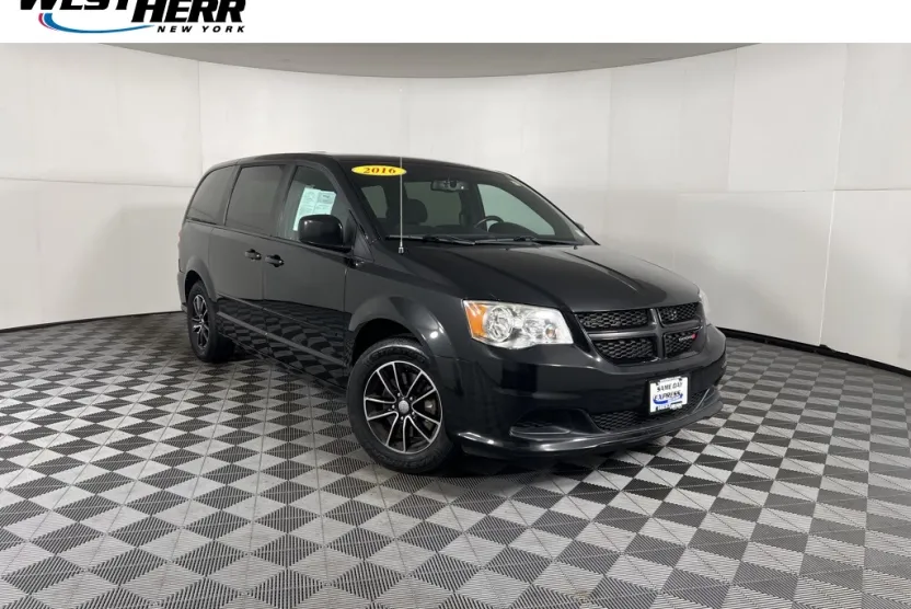 2016 Dodge Grand Caravan SE photo 1