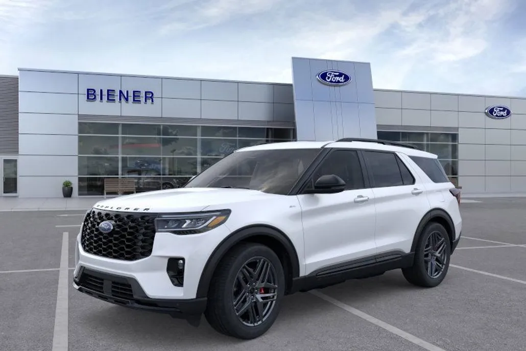 2025 Ford Explorer ST-Line photo 1