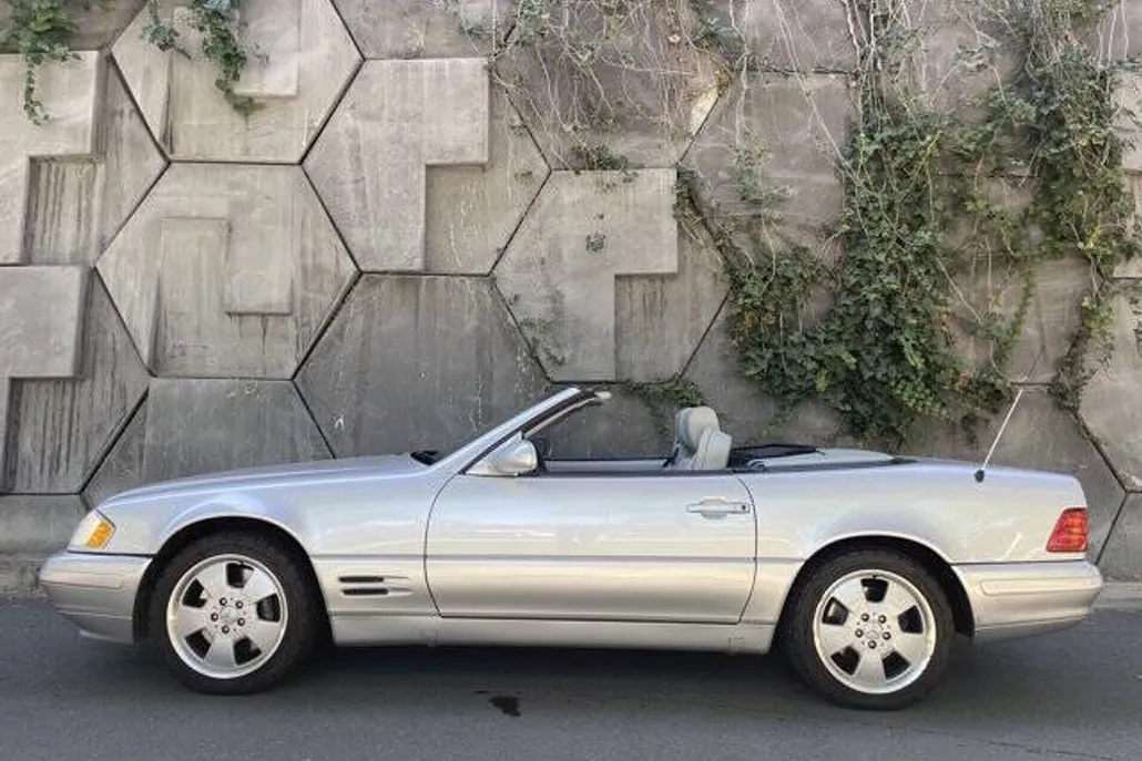 1999 Mercedes Benz SL 500 photo 1