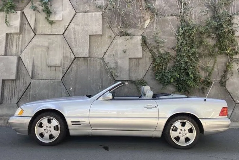 1999 Mercedes Benz SL 500 photo 1