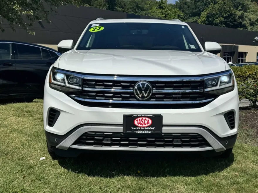 2022 Volkswagen Atlas Cross Sport SE Technology photo 1