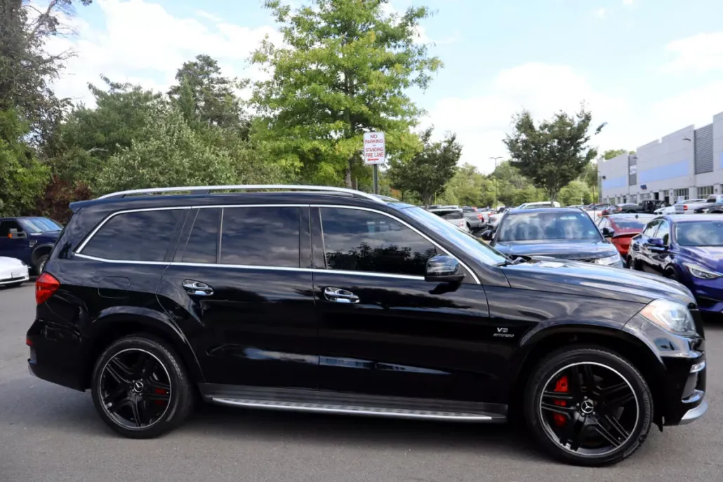2016 Mercedes Benz GL photo 1