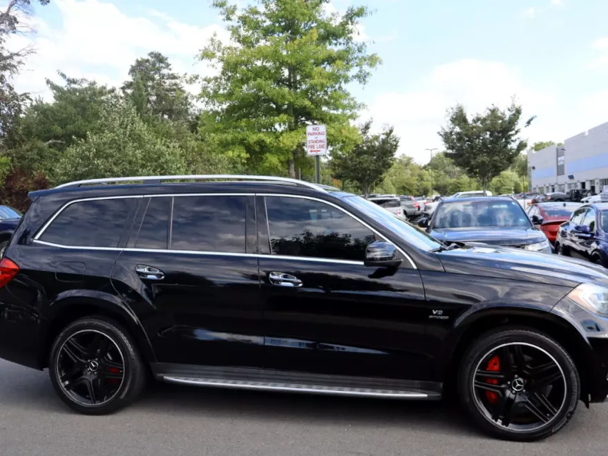 2016 Mercedes Benz GL photo 1