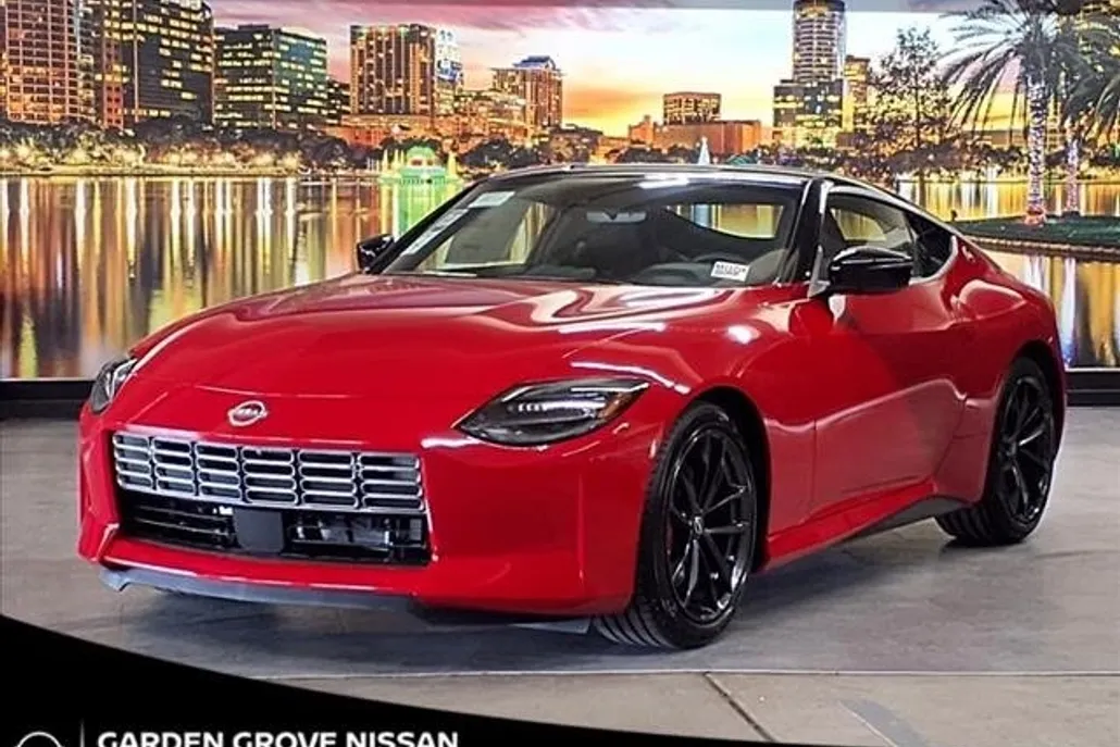 2025 Nissan Z Performance photo 1