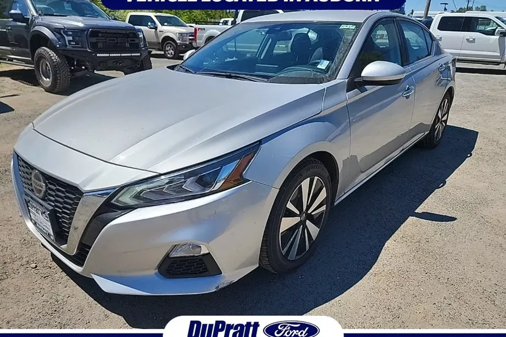 2022 Nissan Altima 2.5 SV photo 1