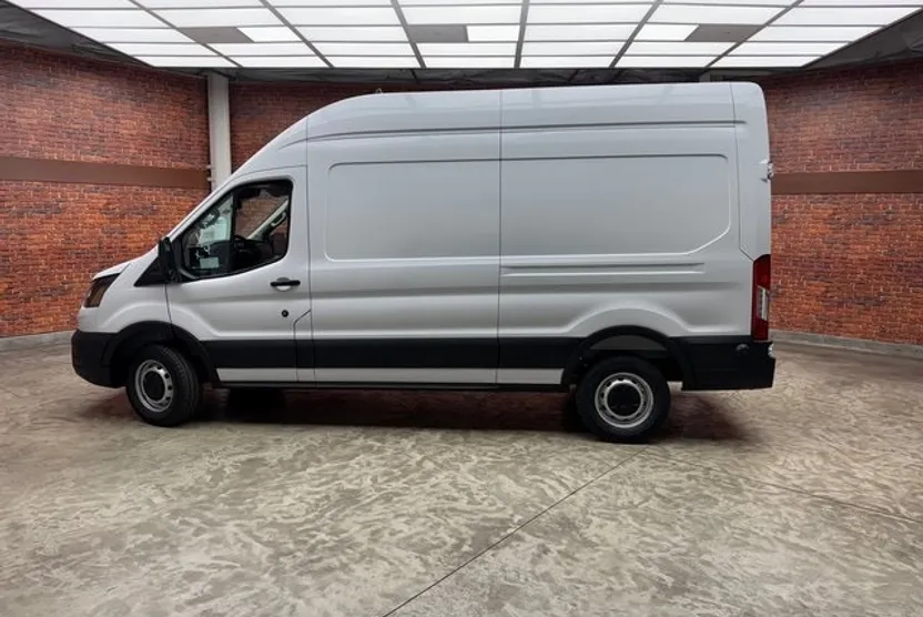 2025 Ford Transit Cargo Van photo 1