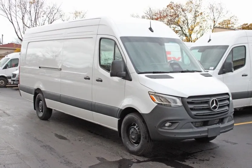2025 Mercedes Benz Sprinter 2500 170 WB photo 1