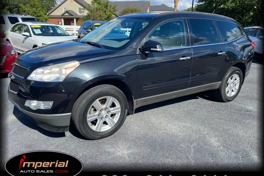 2012 Chevrolet Traverse 2LT photo 1