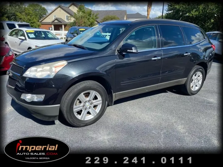 2012 Chevrolet Traverse 2LT photo 1