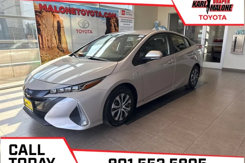 2022 Toyota Prius Prime XLE photo 1