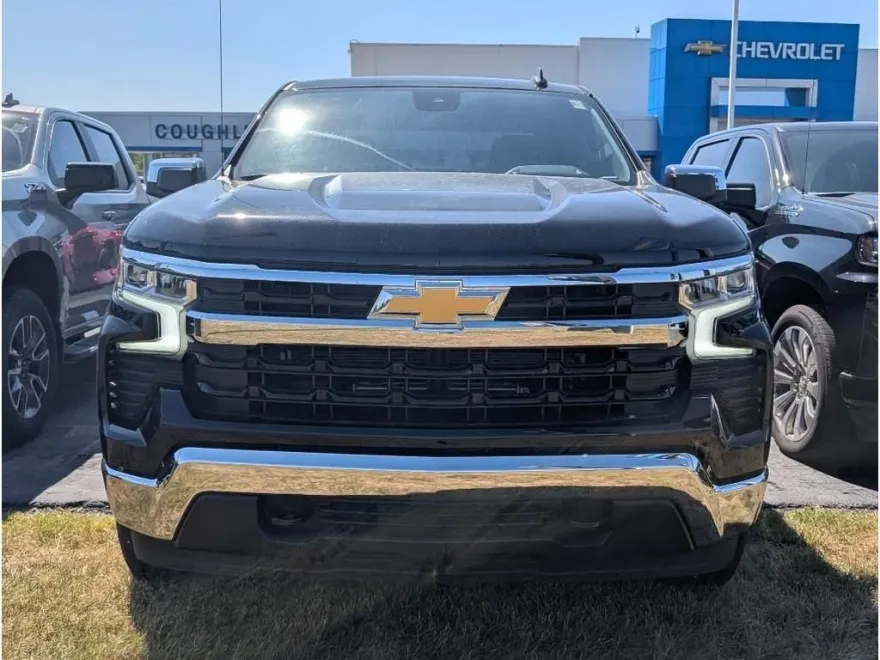 2025 Chevrolet Silverado 1500 LT photo 1