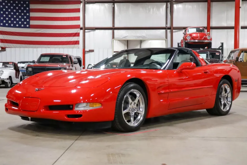 2001 Chevrolet Corvette photo 1