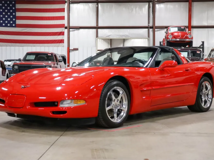 2001 Chevrolet Corvette photo 1