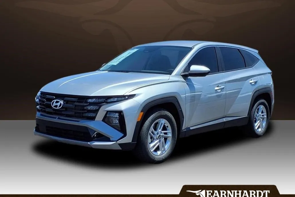 2025 Hyundai Tucson SE photo 1