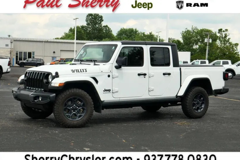 2023 Jeep Gladiator Willys photo 1