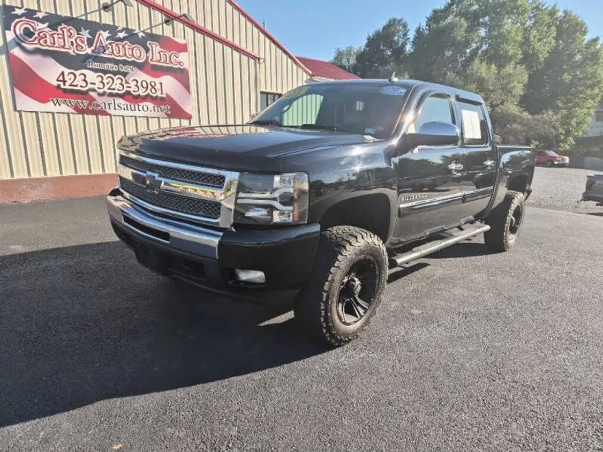 2011 Chevrolet Silverado 1500 LT photo 1