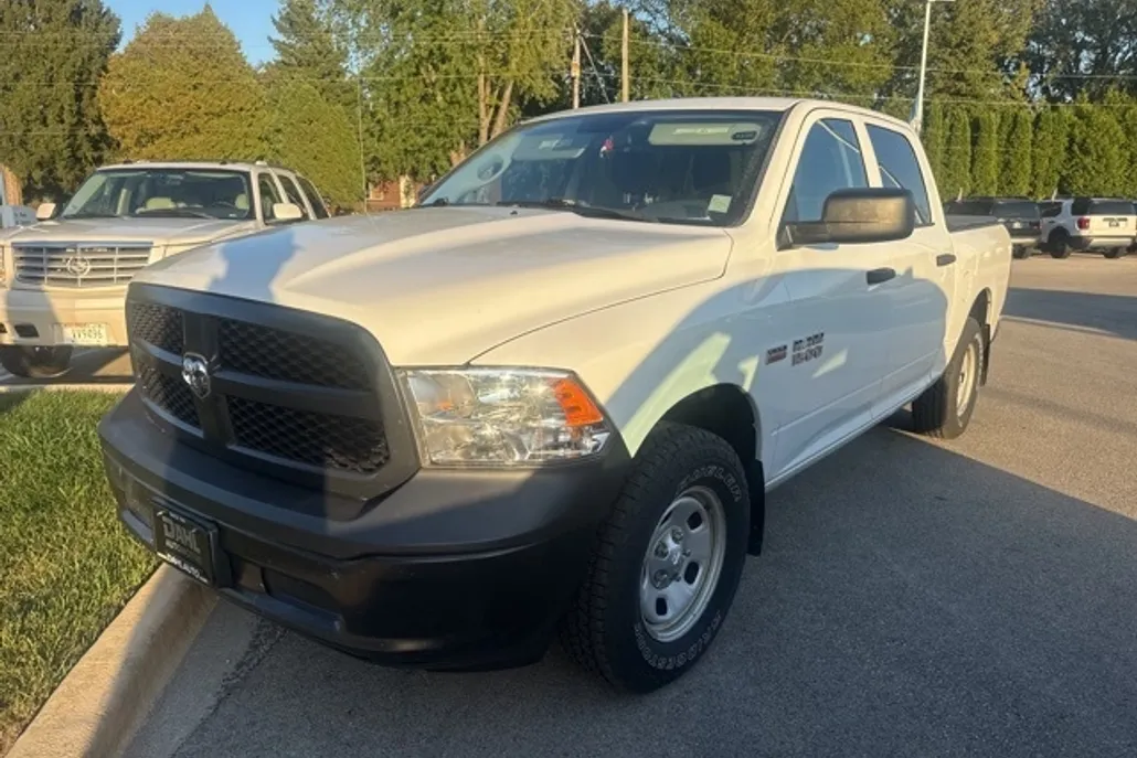 2016 Ram 1500 Tradesman photo 1
