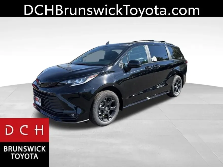 2025 Toyota Sienna Woodland Edition photo 1