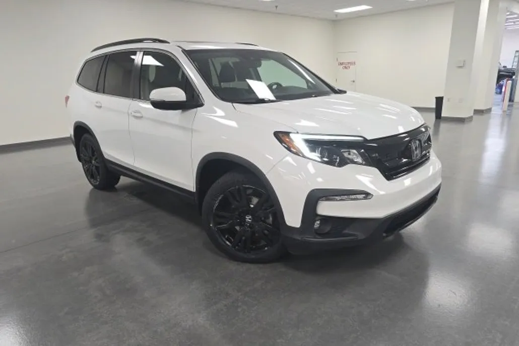 2022 Honda Pilot Special Edition photo 1
