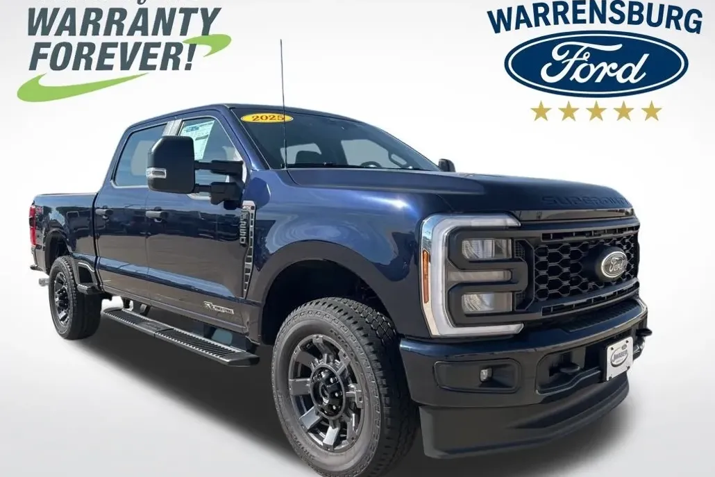 2025 Ford F-250 photo 1
