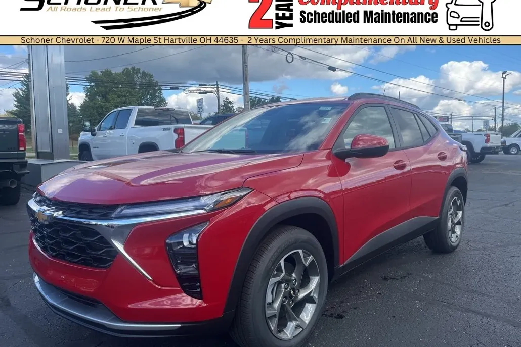 2026 Chevrolet Trax LT photo 1