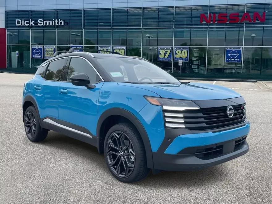 2026 Nissan Kicks SR photo 1