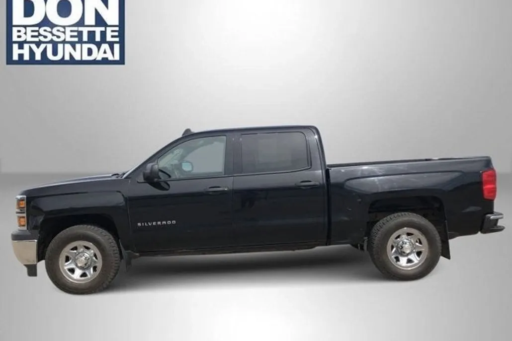 2015 Chevrolet Silverado 1500 LS photo 1
