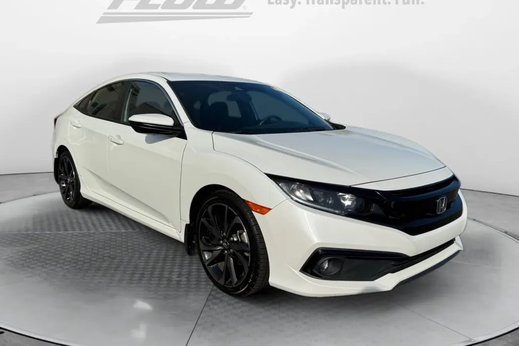 2021 Honda Civic Sport photo 1