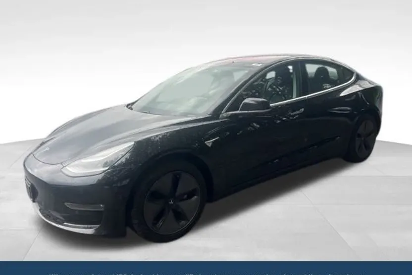 2019 Tesla Model 3 Standard Range Plus photo 1