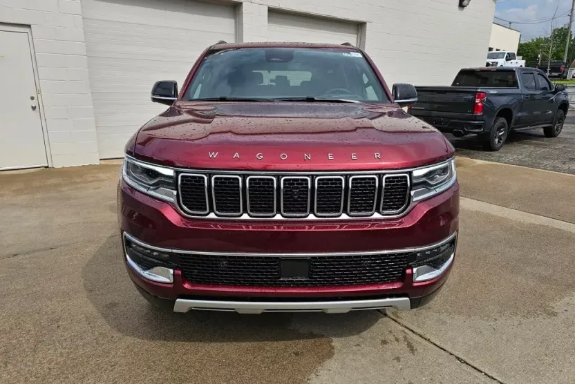 2025 Jeep Wagoneer Series II photo 1