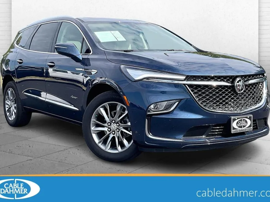 2024 Buick Enclave Avenir photo 1